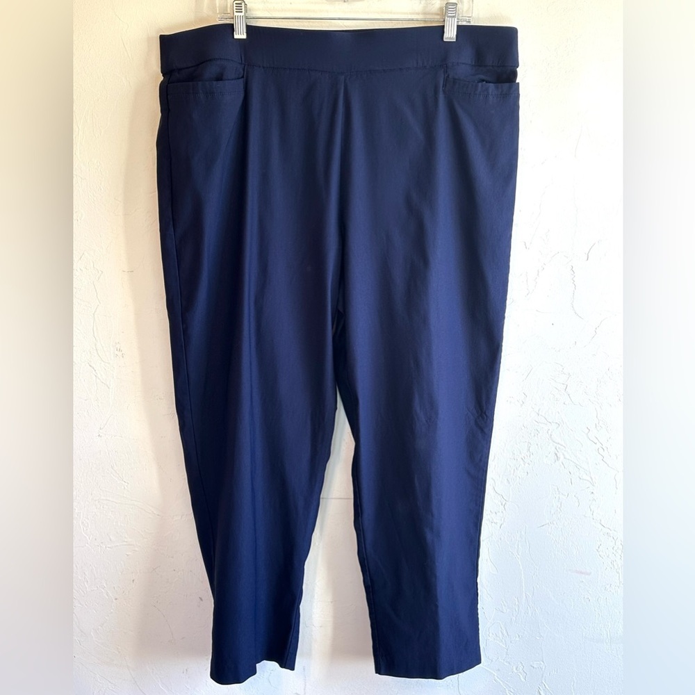 Alfred Dunner Chic Career Wear Business Casual Navy Cropped Pants Sz 18